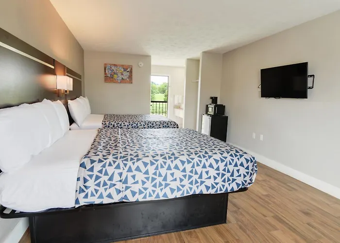 Econo Lodge Sevierville-Pigeon Forge On The River