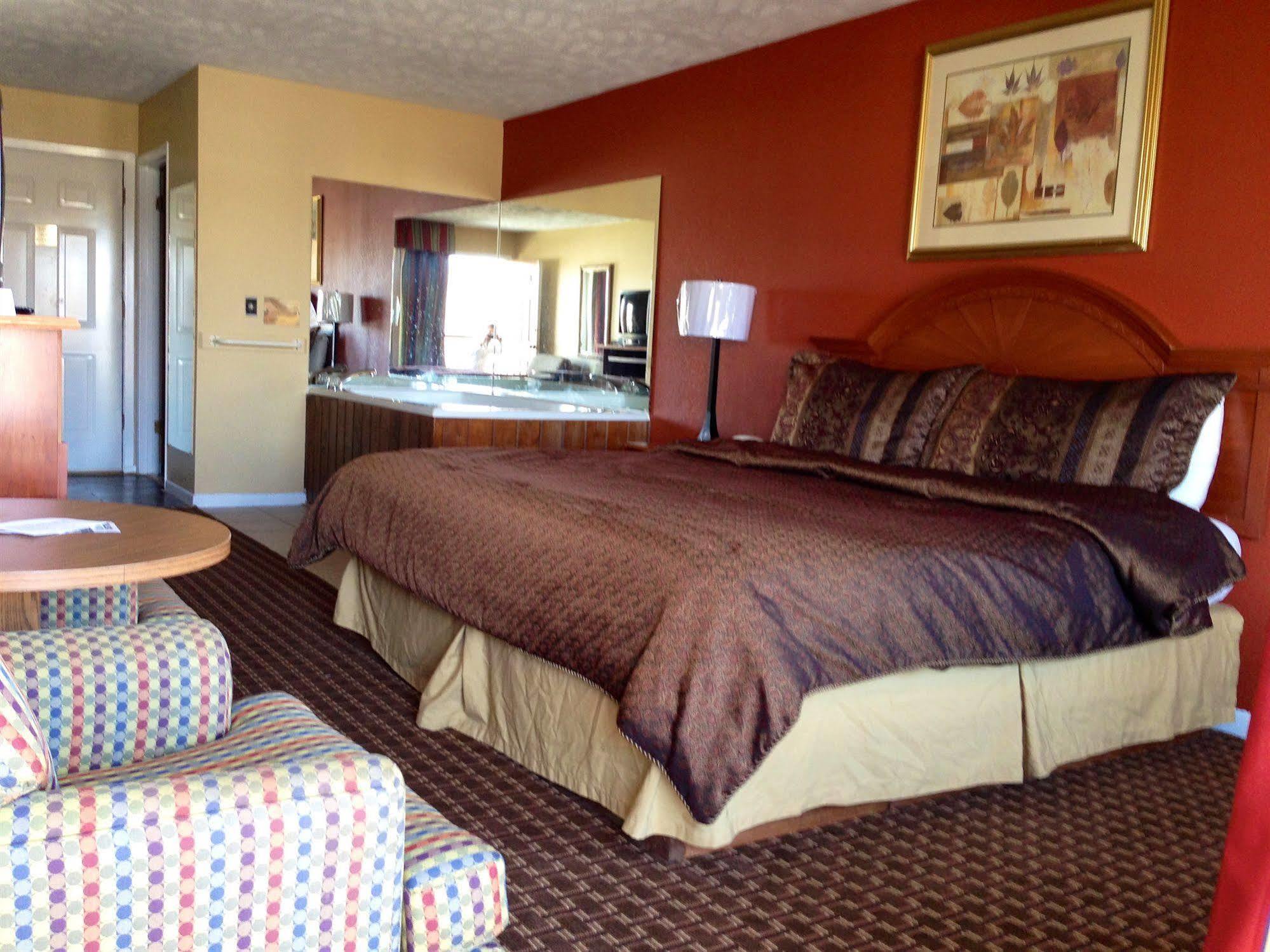 Econo Sevierville-pigeon Forge On The River Lodge Sevierville